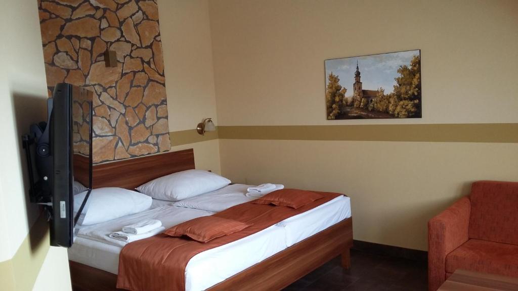 Двухместный (Двухместный номер с 1 кроватью и собственной ванной комнатой) отеля Hotel Vinopa, Густопече