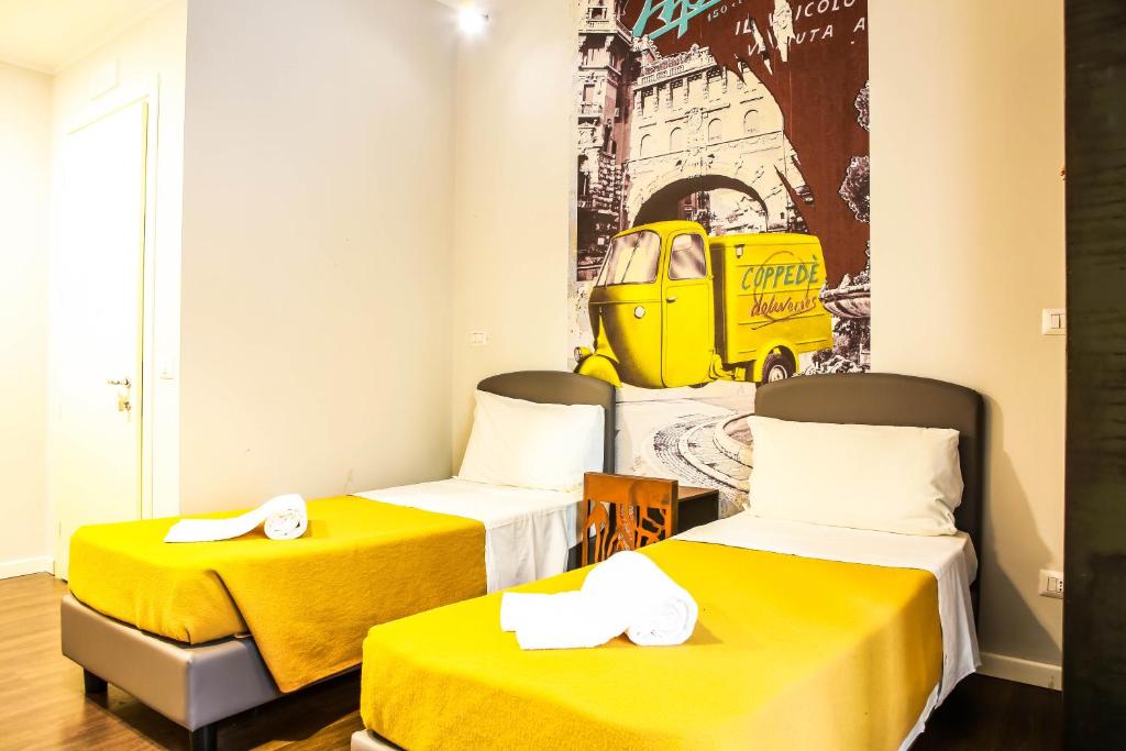 Двухместный (Двухместный номер с 1 кроватью или 2 отдельными кроватями и собственной ванной комнатой) хостела Hostel Trustever, Рим