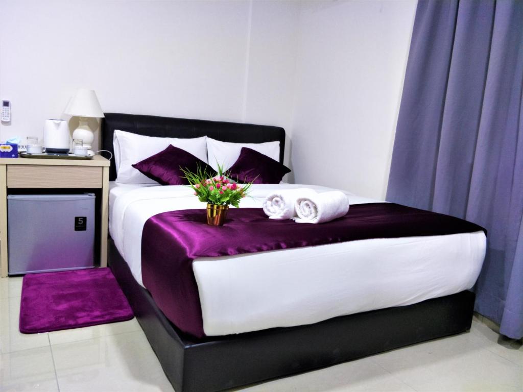 Двухместный (Номер Делюкс с кроватью размера «king-size») отеля CITI HOTEL @ KL SENTRAL, Куала-Лумпур