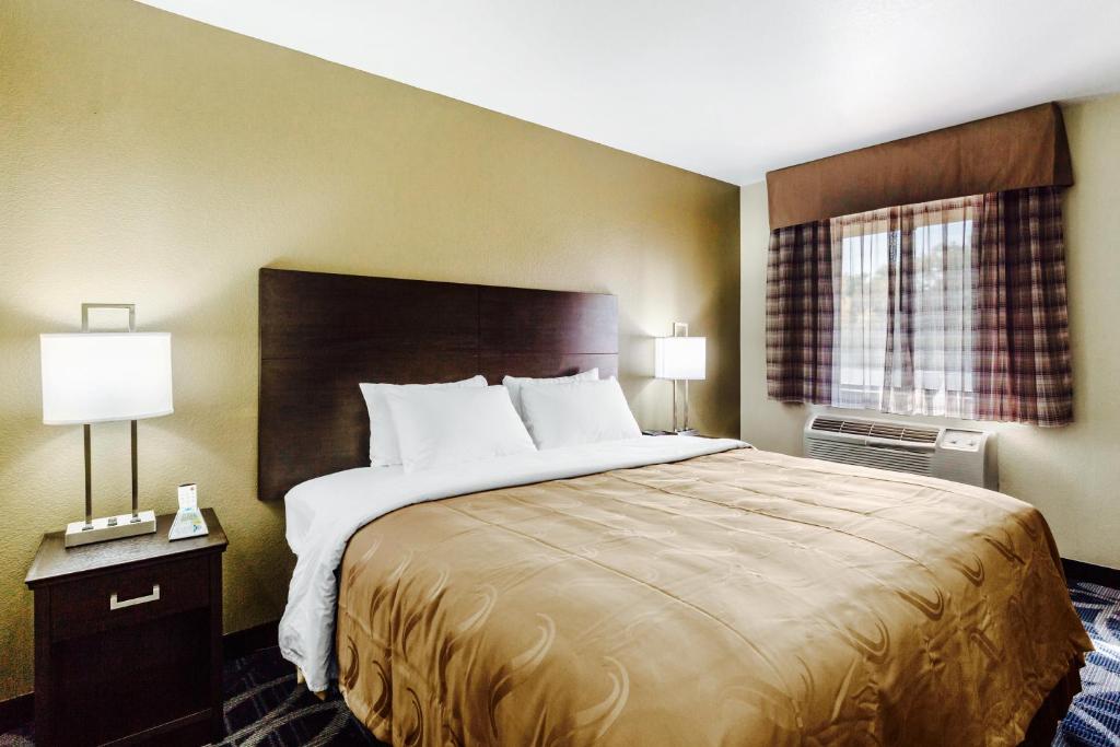 Двухместный (Номер с кроватью размера «queen-size») отеля Quality Inn, Солт-Лейк-Сити