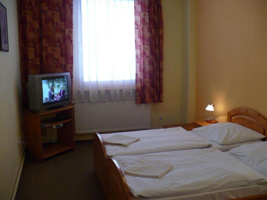 Двухместный (Двухместный номер с 2 отдельными кроватями) мотеля Motel Ranč, Ружомберок