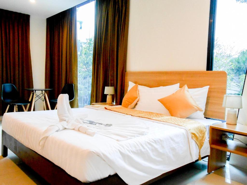 Сьюит (Люкс с видом на горы) отеля Rublin Hotel Cebu, Себу