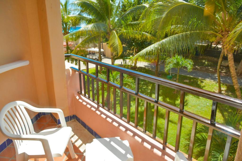 Одноместный (Улучшенный одноместный номер «Селект») курортного отеля Sandos Playacar Beach Resort - Select Club - All Inclusive, Плая-дель-Кармен