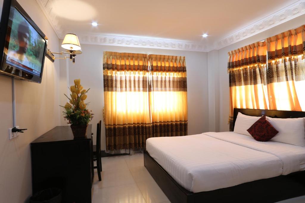 Двухместный (Улучшенный двухместный номер с 1 кроватью) отеля Number 9 Hotel, Пномпень