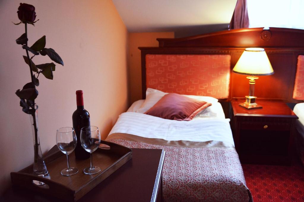 Двухместный (Двухместный номер эконом-класса с 2 отдельными кроватями) отеля Hotel Adam&Spa, Кудова-Здруй
