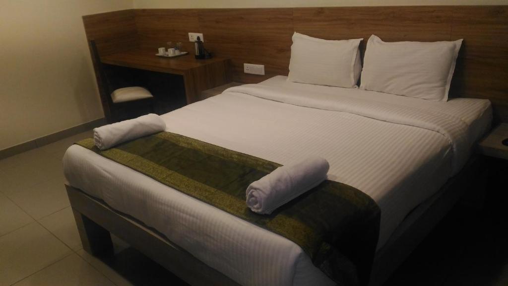 Двухместный (Представительский двухместный номер с 1 кроватью) отеля Turtle Beach Resort, Морджим
