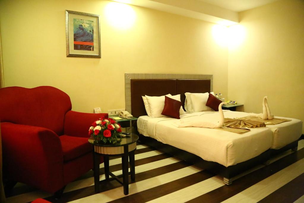 Двухместный (Улучшенный номер) отеля Regenta Central Deccan, Ченнаи
