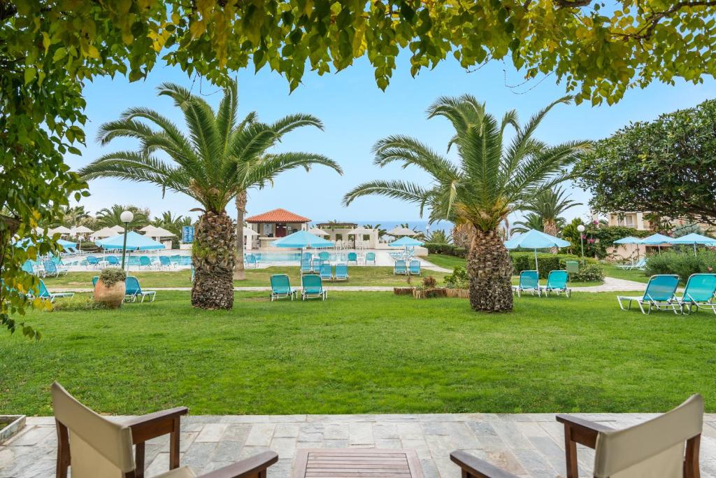 Номер (Бунгало с видом на сад (для 2 взрослых)) курортного отеля Iberostar Creta Panorama & Mare, Панормос (Ретимнон)