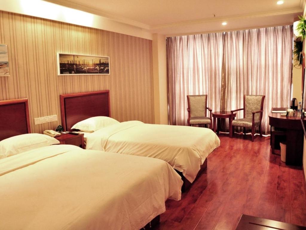 Отель GreenTree Alliance AnhuiTongling Yayuan Hotel, Тунлин