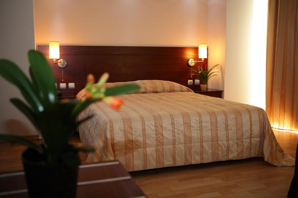 Двухместный (Двухместный номер с 1 кроватью с видом на море) отеля Flisvos Hotel, Нафпактос