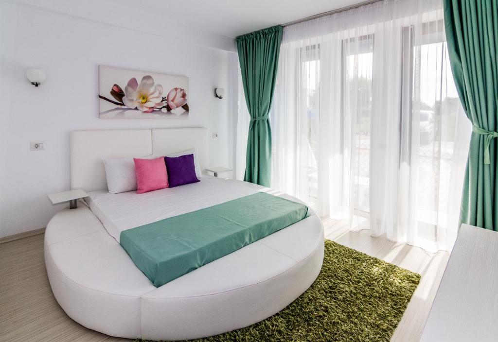 Двухместный (Специальный двухместный номер для новобрачных, с 1 кроватью) гостевого дома Vila Ryanna Beach, Эфорие-Норд