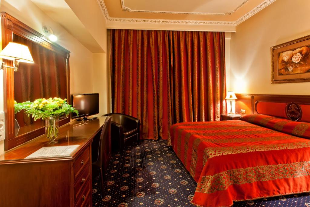 Одноместный (Стандартный одноместный номер) отеля Kouros Hotel, Драма