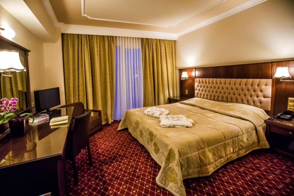 Двухместный (Представительский номер) отеля Kouros Hotel, Драма