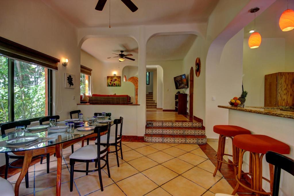 Вилла (Вилла Riviera с 4 спальнями), Riviera Maya Suites