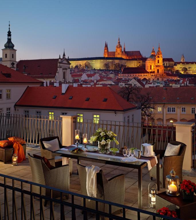 Сьюит (Президентский люкс-пентхаус) отеля Mandarin Oriental, Prague, Прага