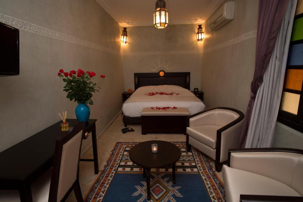 Сьюит (Полулюкс), Riad Rose Du Desert