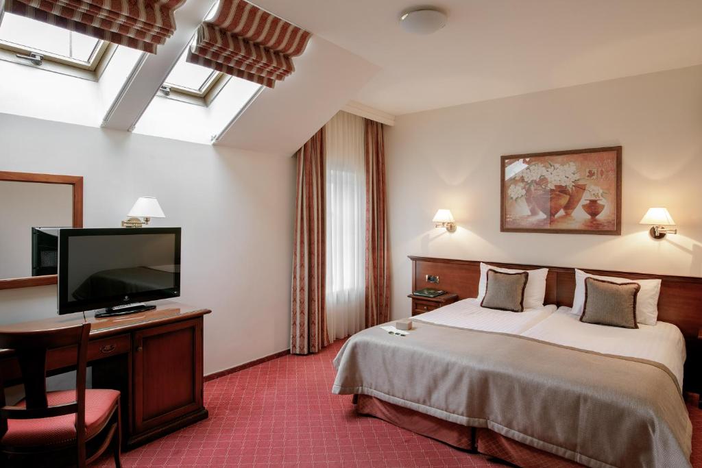 Двухместный (Стандартный двухместный номер с 1 кроватью или 2 отдельными кроватями) отеля National Hotel, Клайпеда