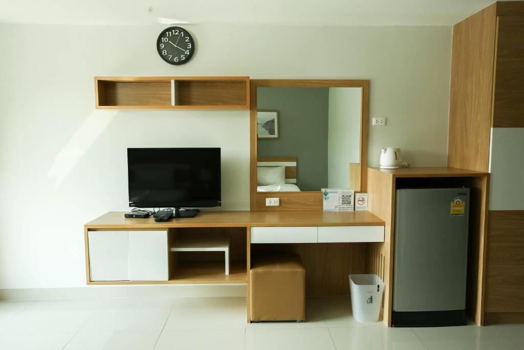 Апартаменты (Улучшенный номер с 1 кроватью размера «king-size») апарт-отеля JK Living Hotel and Service Apartment, Чаченгсау
