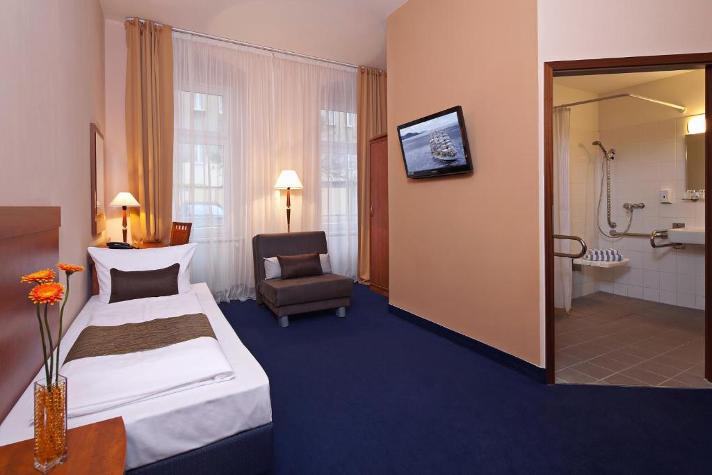 Двухместный (Двухместный номер с 1 кроватью или 2 отдельными кроватями) отеля Hotel Atrium Charlottenburg, Берлин