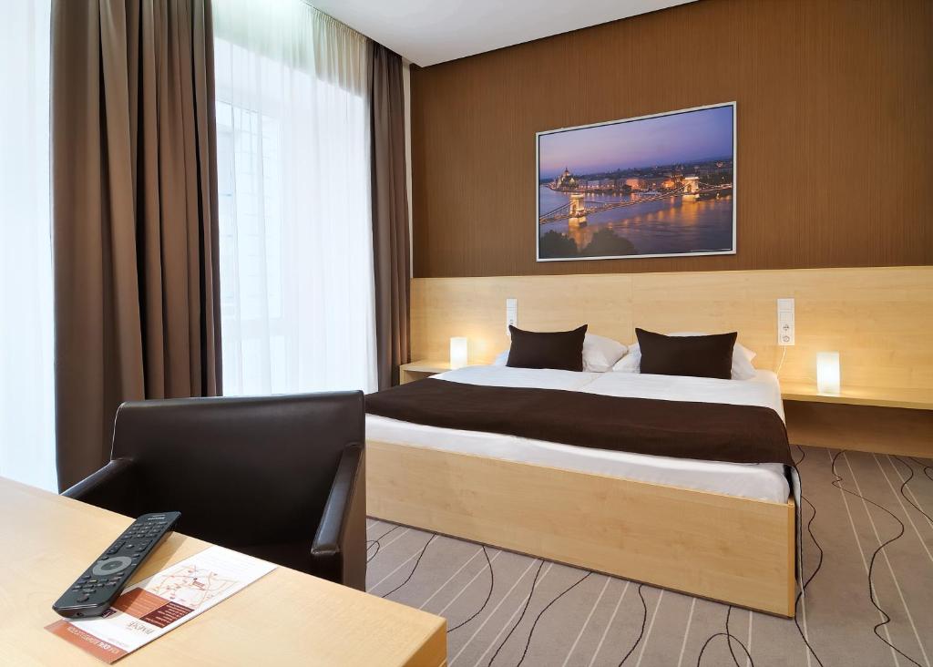 Двухместный (Двухместный номер с 1 кроватью или 2 отдельными кроватями) отеля Promenade City Hotel, Будапешт