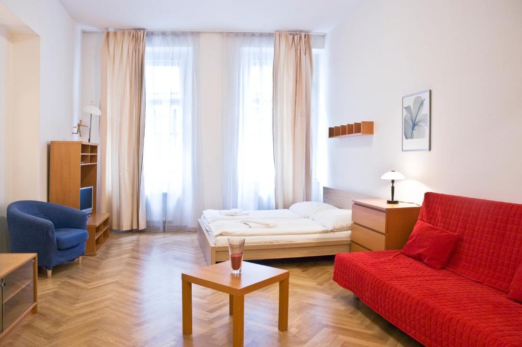 Апартаменты (Апартаменты с 1 спальней (для 3 взрослых)) апарт-отеля Ai Quattro Angeli, Прага