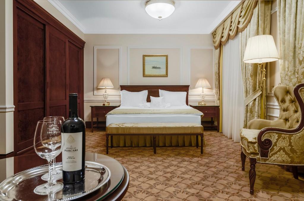 Двухместный (Стандартный двухместный номер с 1 кроватью) отеля Nobil Luxury, Кишинев