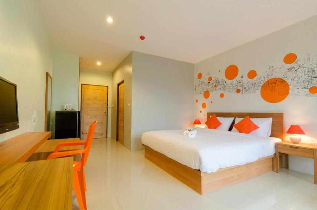 Двухместный (Стандартный двухместный номер с 1 кроватью или 2 отдельными кроватями и балконом) курортного отеля Ao Nang Miti Resort, Краби