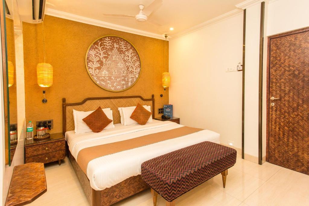 Двухместный (Eco Executive Deluxe Room) отеля OYO 486 Accord Hotel, Мумбай