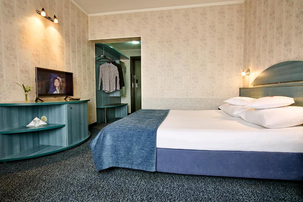 Двухместный (Двухместный номер эконом-класса с 1 кроватью) отеля Continental Forum Oradea, Орадя