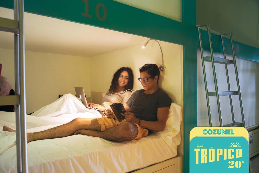 Двухместный (Двуспальная кровать в общем номере для мужчин и женщин) хостела Hostel Tropico 20º, Косумель