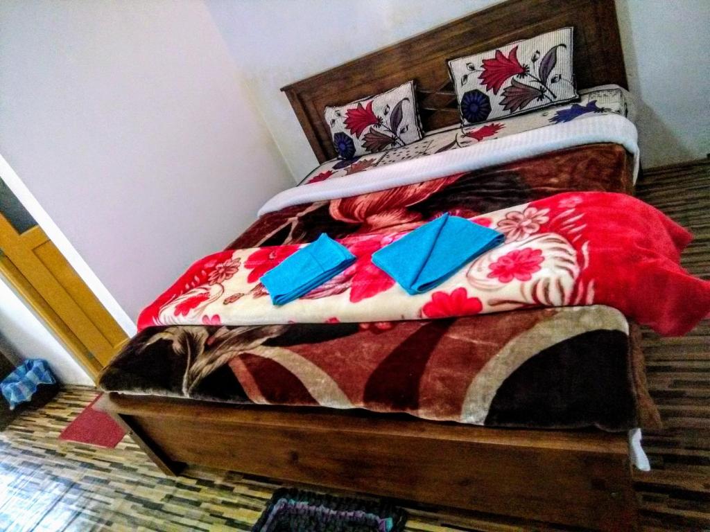 Двухместный (Бюджетный двухместный номер с 1 кроватью) отеля travellers nest inn, Нувара-Элия