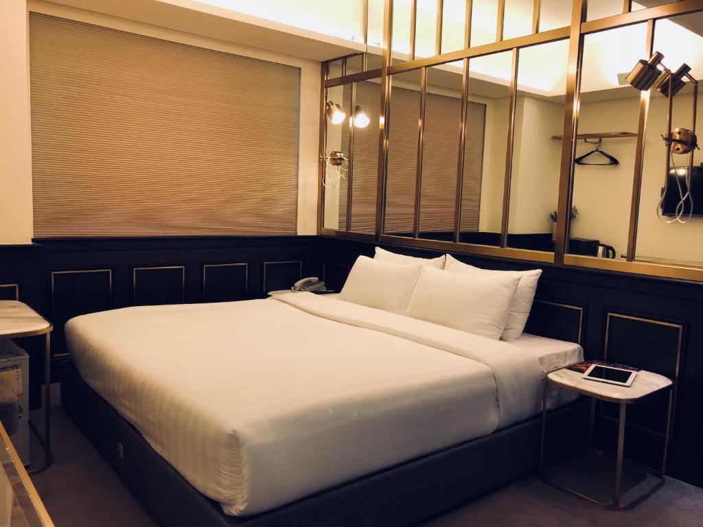 Двухместный (Двухместный номер «Комфорт» с 1 кроватью) отеля King's Hotel, Гонконг (город)