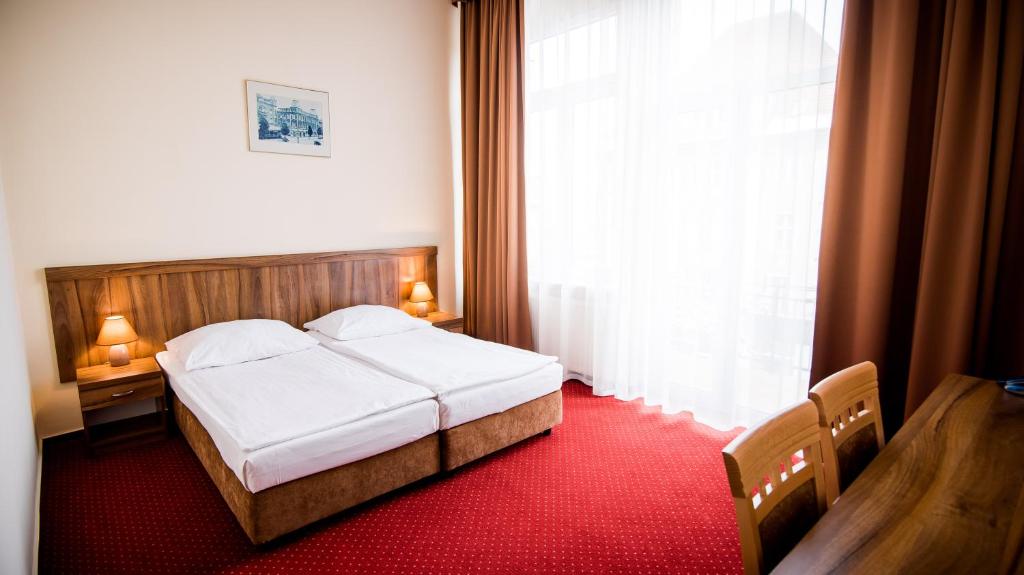 Двухместный (Двухместный номер с 1 кроватью или 2 отдельными кроватями) отеля Hotel Piast, Слупск