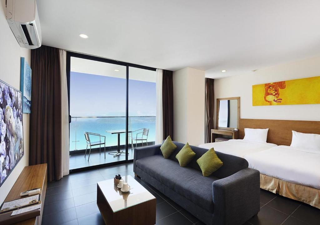 Апартаменты (Апартаменты-студия с видом на море), Holi Beach Hotel & Apartments