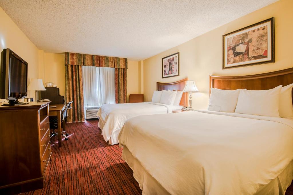 Двухместный (Номер Делюкс с кроватью размера «queen-size») отеля MCM Elegante Hotel and Suites – Dallas, Даллас