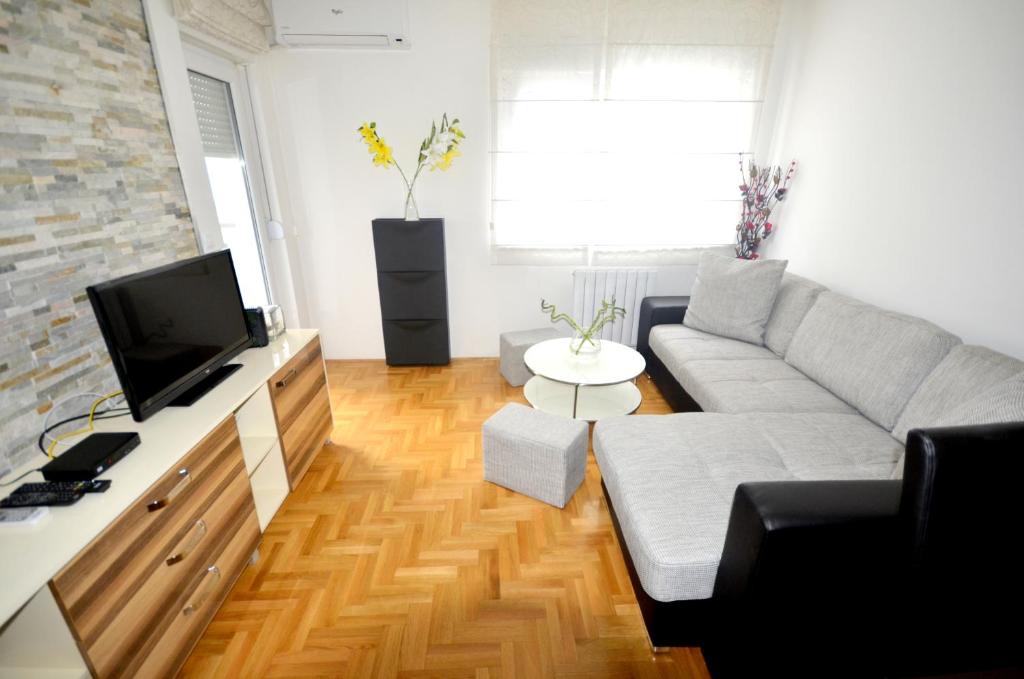 Апартаменты Apartment Glorija, Белград