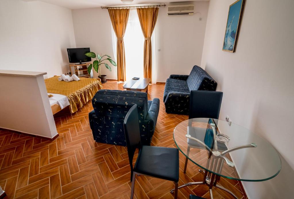 Апартаменты (Апартаменты-студио), Apartments Bianca