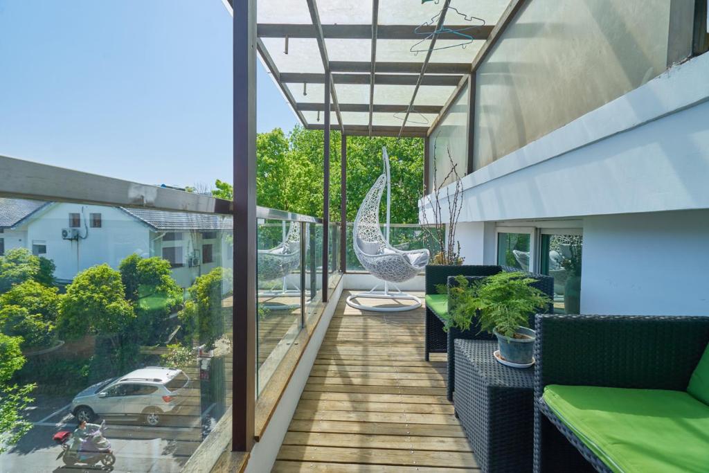 Номер (Дом с 5 спальнями), Hangzhou Jingjing Home Boutique Inn