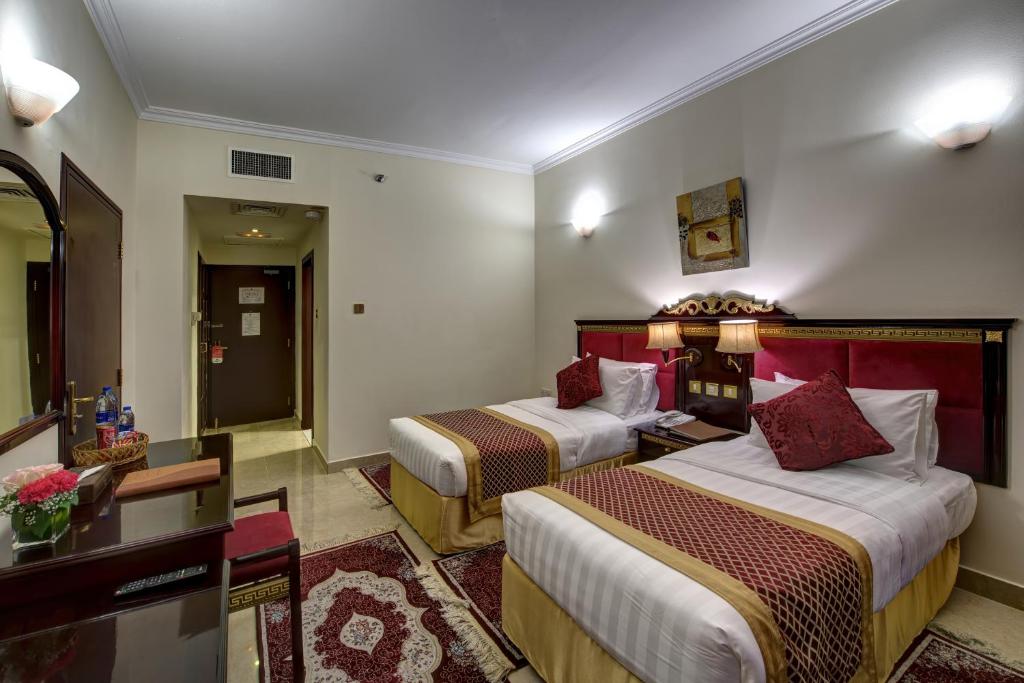 Сьюит (Смежный номер) отеля Comfort Inn Hotel Deira, Дубай