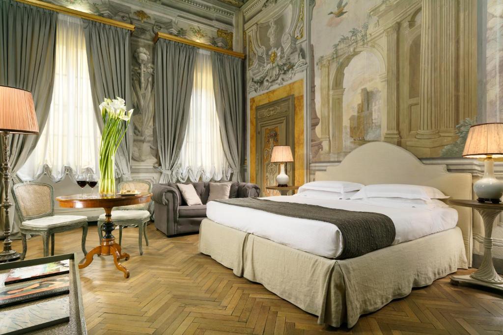 Двухместный (Двухместный номер «Престиж» с 1 кроватью) отеля Al Palazzo del Marchese di Camugliano Residenza d'Epoca, Флоренция