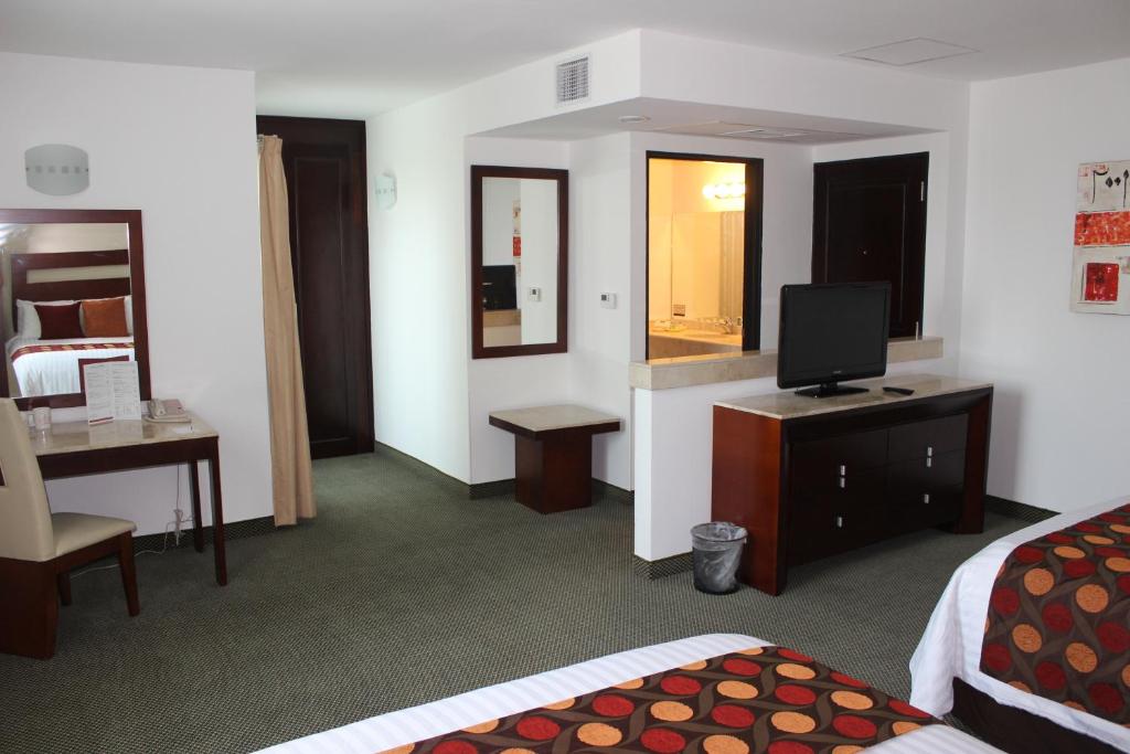 Двухместный (Полулюкс) отеля Hotel Ankara, Сан-Луис-Потоси