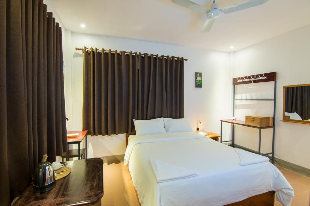 Двухместный (Standard Double Room - Complimentary Pick Up), Bokre Angkor Hostel