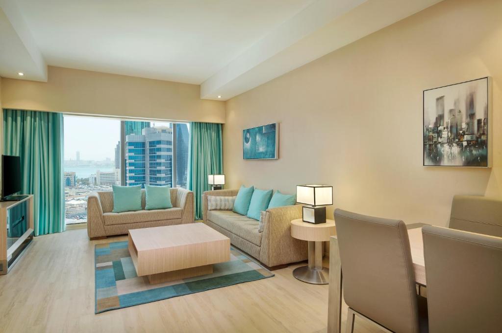 Апартаменты (Апартаменты с 1 спальней и видом на город) отеля Wyndham Doha West Bay, Доха