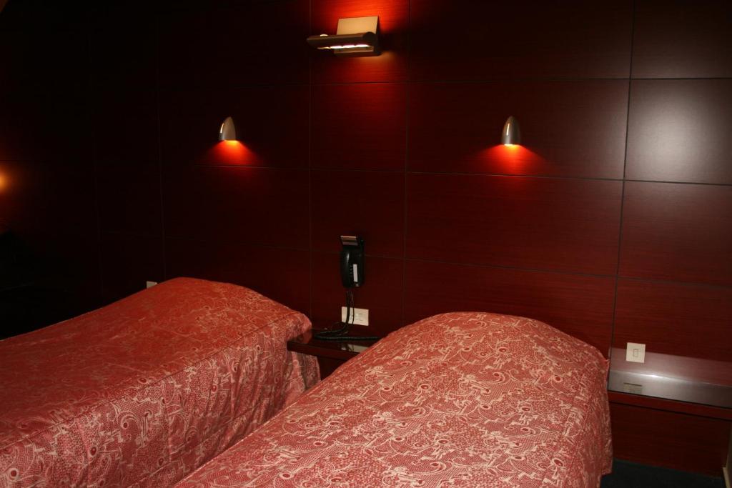 Двухместный (Стандартный двухместный номер с 1 кроватью или 2 отдельными кроватями) отеля Hotel Shamrock, Руселаре