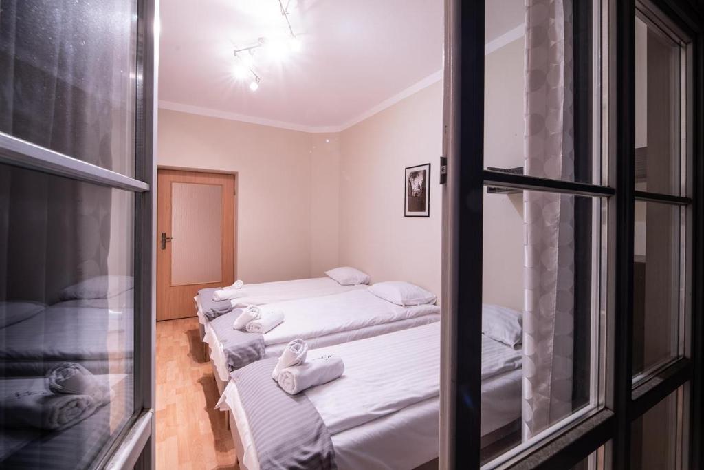 Апартаменты (Апартаменты с балконом - Krowoderska, 6), Cracow Rent Apartments