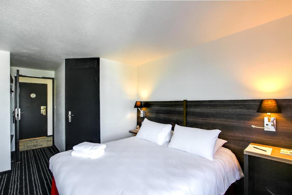 Двухместный (Двухместный номер «Комфорт» с 1 кроватью) отеля Brit Hotel Reims La Neuvilette, Реймс