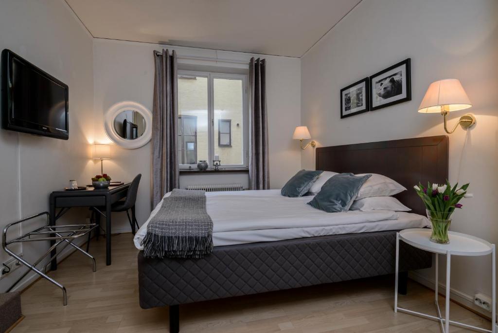 Двухместный (Стандартный двухместный номер с 1 кроватью или 2 отдельными кроватями) отеля Hotel Duxiana Kristianstad, Кристианстад