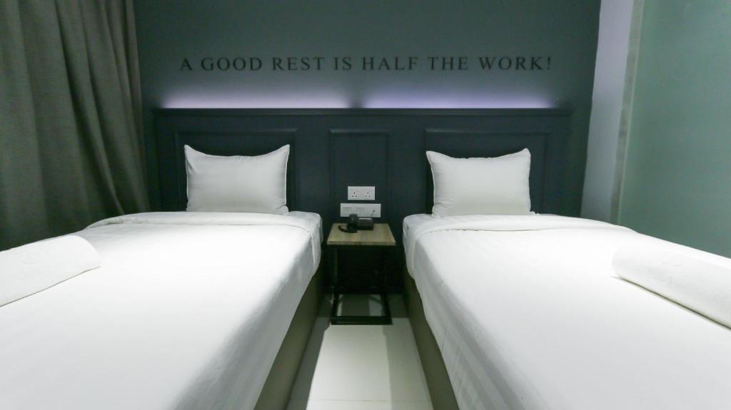 Двухместный (Двухместный номер с 2 отдельными кроватями и окном), Hotel 99 Sri Petaling (Bukit Jalil)