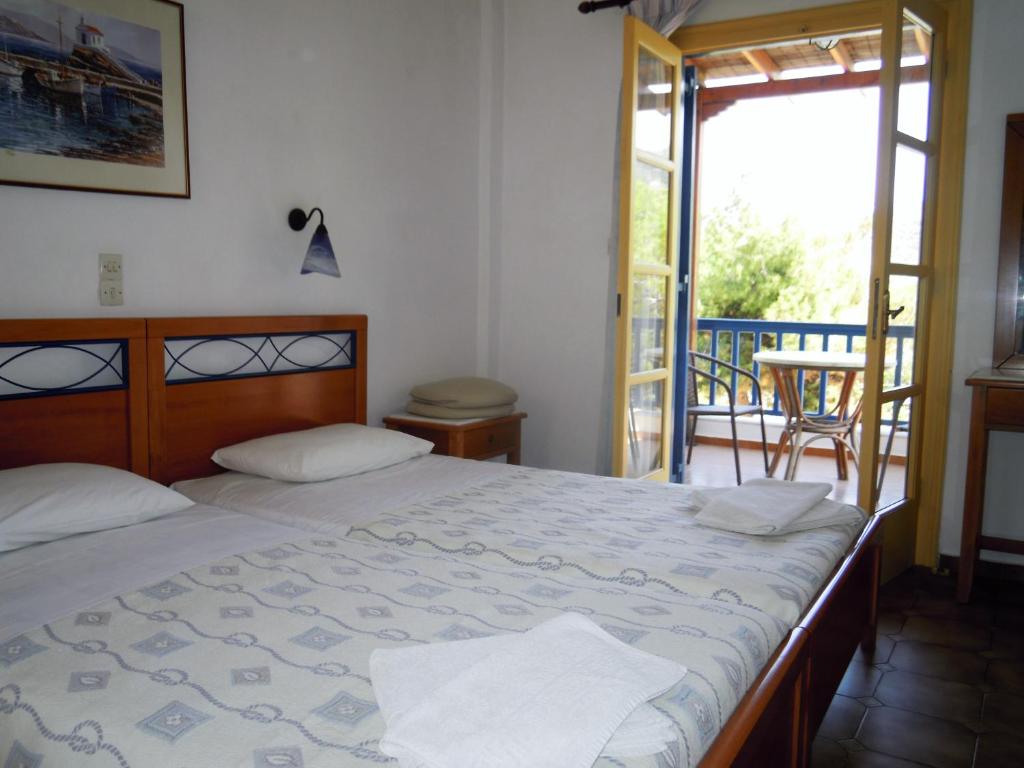 Двухместный (Бюджетный двухместный номер с 1 кроватью) гостевого дома Cavo D'oro, Батсион