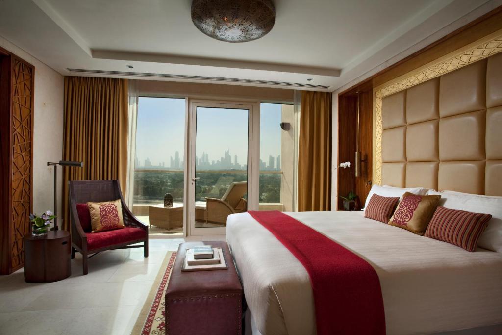 Сьюит (Люкс Landmark) отеля Raffles Dubai, Дубай